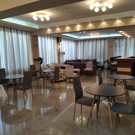 Marie Hotel