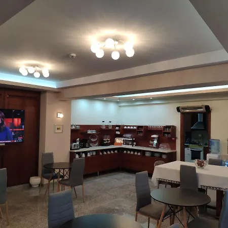 Marie Hotel