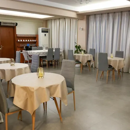 Marie Hotel 2*