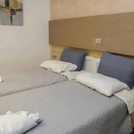 Marie Hotel